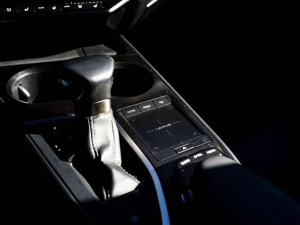 2020 Lexus UX 200 I, белый, 2700000 рублей - вид 13