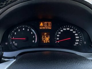 2011 Toyota Avensis III Рестайлинг, чёрный, 860000 рублей, вид 2