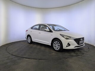 2022 Hyundai Solaris II Рестайлинг, белый, 1600000 рублей, вид 3