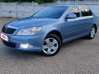2010 Skoda Octavia II (A5) Рестайлинг, серый, 760000 рублей, вид 3