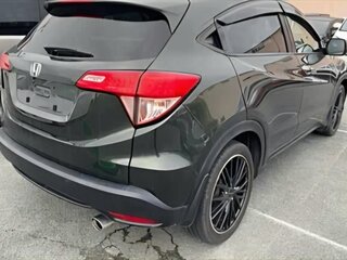 2017 Honda Vezel I, зелёный, 1300000 рублей, вид 3