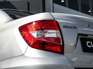 2026 Lada (ВАЗ) Granta I Рестайлинг, серебристый, 1121000 рублей, вид 3