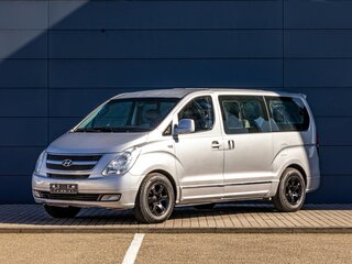 2010 Hyundai Grand Starex I, серебристый, 1555000 рублей, вид 1