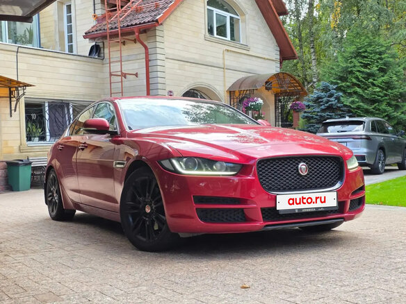 2016 Jaguar XE EcoBoost I, красный - вид 11