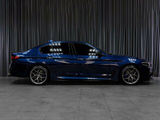 2018 BMW 5 серии 530i xDrive VII (G30/G31/G38), синий, 3749000 рублей, вид 5