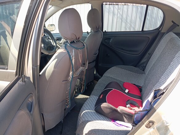 2002 Toyota Vitz I (P10), серый - вид 4