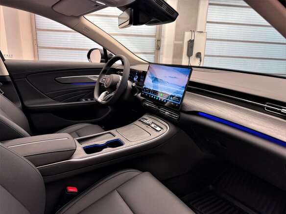 2026 Hongqi H5 II, чёрный, 4480000 рублей - вид 11