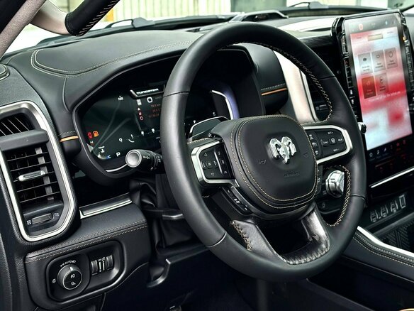 2026 Ram 1500 Crew Cab V Рестайлинг, серый, 9660000 рублей - вид 18