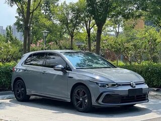 2021 Volkswagen Golf VIII, серый, 1800077 рублей, вид 1