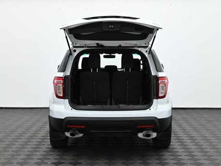 2015 Ford Explorer V, белый, 1749000 рублей, вид 5