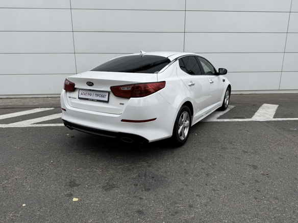 2015 Kia Optima III Рестайлинг, белый, 1390000 рублей - вид 4