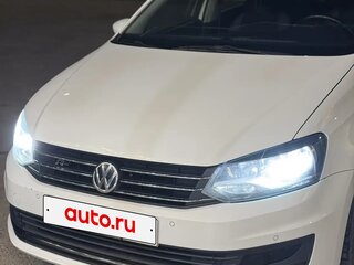 2018 Volkswagen Polo V Рестайлинг, белый, 1220000 рублей, вид 3