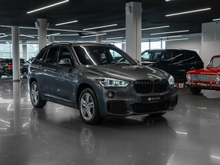 2018 BMW X1 20i xDrive II (F48), серый, 3030000 рублей, вид 2