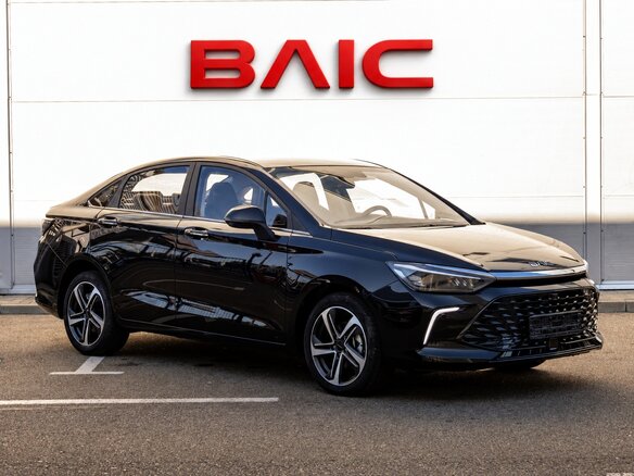 2025 BAIC U5 Plus, чёрный, 2556000 рублей - вид 2