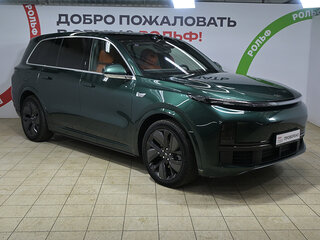 2024 Li Auto (Lixiang) L9 44.5 kWh I, зелёный, 7750000 рублей, вид 3