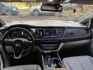 2018 Kia Carnival III, белый, 2850000 рублей, вид 5