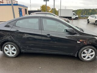 2014 Hyundai Solaris I, чёрный, 599000 рублей, вид 5