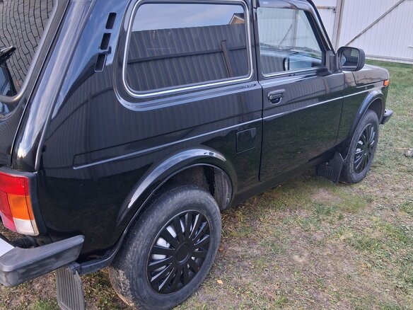 2018 Lada (ВАЗ) 2121 (4x4) Urban I Рестайлинг, чёрный, 680000 рублей - вид 2