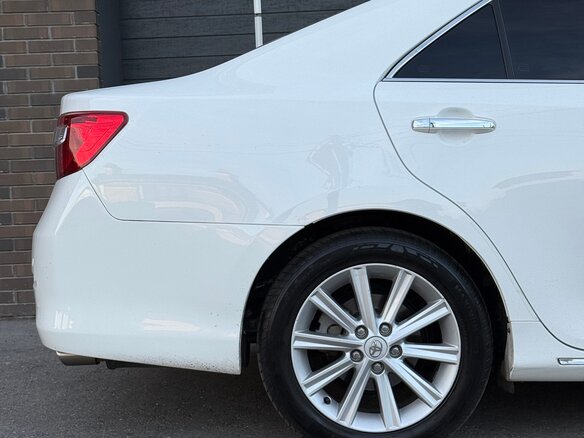 2013 Toyota Camry VII (XV50), белый, 1750000 рублей - вид 11