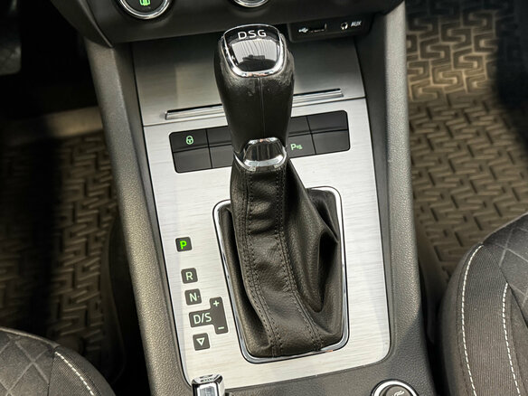 2016 Skoda Octavia III (A7), серый, 1599000 рублей - вид 14