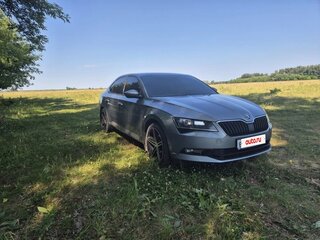 2018 Skoda Superb III, серый, 1890000 рублей, вид 5