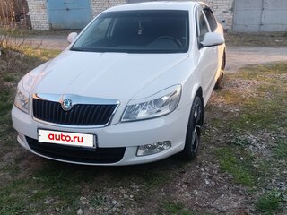 2012 Skoda Octavia II (A5) Рестайлинг, белый, 895000 рублей, вид 5