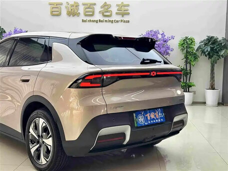 2026 Changan Qiyuan Q05 51.9 kWh II, бежевый, 2450000 рублей, вид 5
