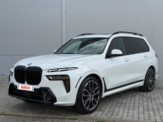 2023 BMW X7 40i I (G07) Рестайлинг, белый, 6700000 рублей, вид 2