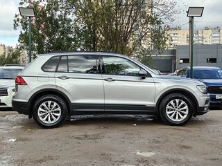 2020 Volkswagen Tiguan II, серый, 2299000 рублей, вид 4