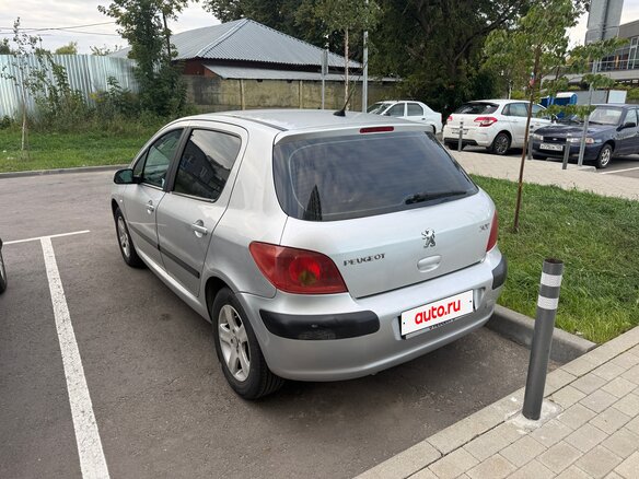 2002 Peugeot 307 I, серебристый, 280000 рублей - вид 3