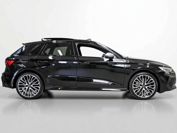 2026 Audi S3 IV (8Y) Рестайлинг, чёрный, 5410000 рублей - вид 3