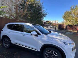 2021 Hyundai Santa Fe IV Рестайлинг, белый, 3700000 рублей, вид 3
