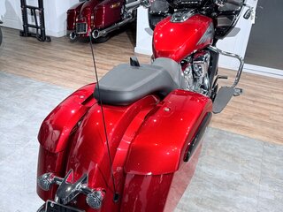 2021 Indian Challenger, красный, 2499000 рублей, вид 5
