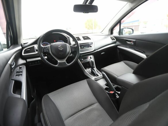 2013 Suzuki SX4 II (S-Cross), коричневый, 880000 рублей - вид 9