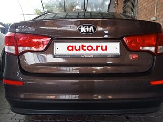 2017 Kia Rio III Рестайлинг, коричневый, 1250000 рублей, вид 3