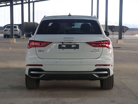 2023 Audi Q3 35 TFSI II (F3), белый, 2590000 рублей, вид 4
