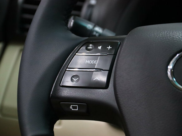 2010 Lexus RX 350 III, белый - вид 15