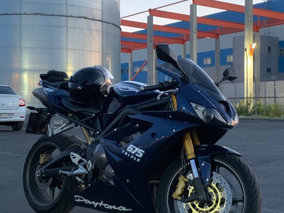 2008 Triumph Daytona 675, синий, 690000 рублей - вид 2