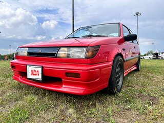 1992 Isuzu Gemini III, красный, 800000 рублей, вид 4