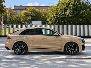 2025 Audi Q8 50 TDI I (4M) Рестайлинг, золотистый, 12990000 рублей, вид 4