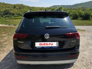 2019 Volkswagen Tiguan II, чёрный, 1500000 рублей, вид 4