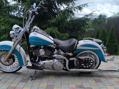 2015 Harley-Davidson Softail Deluxe, голубой, 1100000 рублей, вид 4
