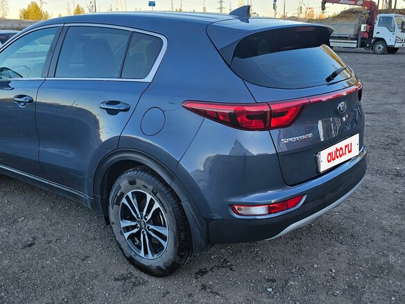 2018 Kia Sportage IV Рестайлинг, синий, 1850000 рублей - вид 3