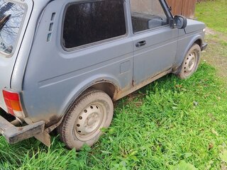 2000 Lada (ВАЗ) 2121 (4x4) I Рестайлинг, серый, 135000 рублей, вид 5