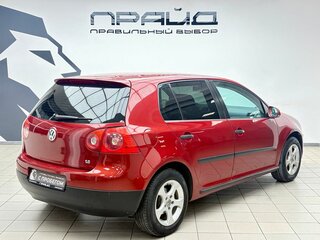 2004 Volkswagen Golf V, красный, 505000 рублей, вид 3
