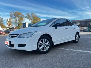 2008 Honda Civic VIII Рестайлинг, белый, 855000 рублей, вид 1