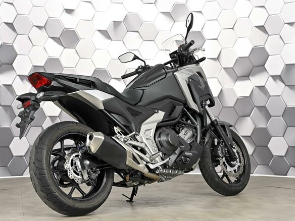 2021 Honda NC 750X, чёрный, 999000 рублей - вид 6