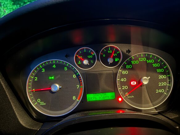 2006 Ford Focus II, серебристый, 445000 рублей - вид 5