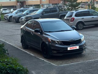 2015 Kia Rio III Рестайлинг, серый, 700000 рублей, вид 4