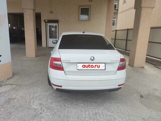 2019 Skoda Octavia III (A7) Рестайлинг, белый, 1450000 рублей, вид 3